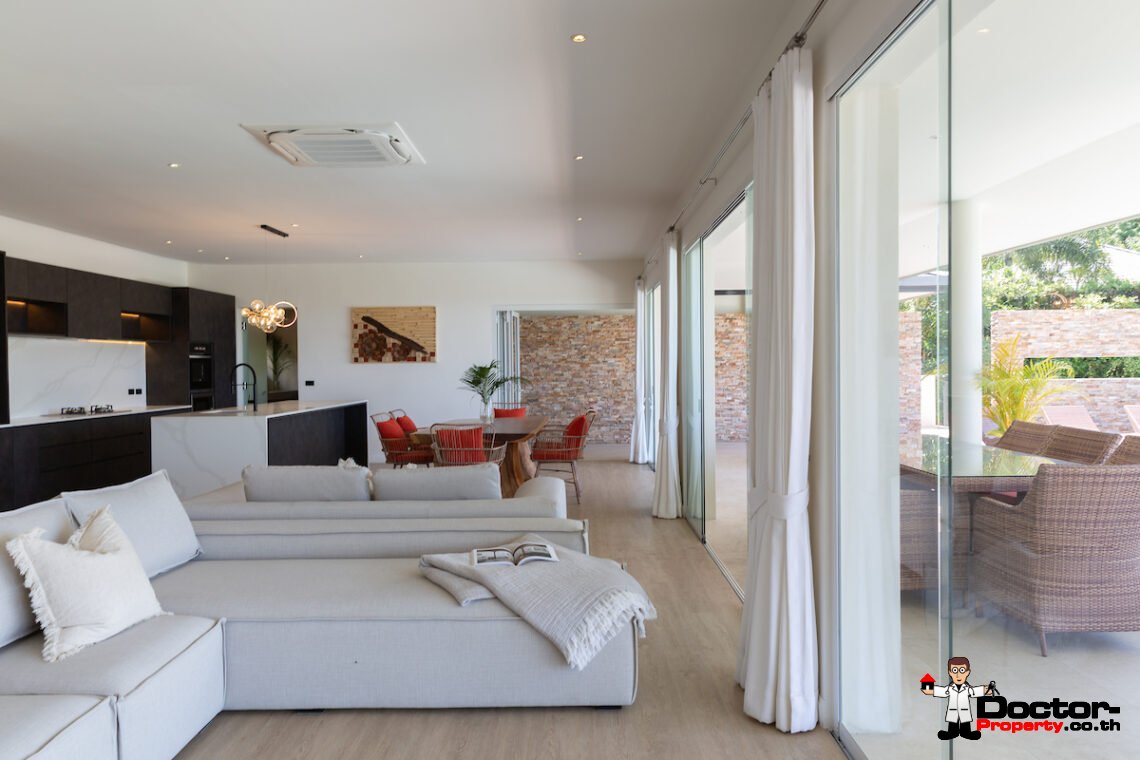 Renovated 5 Bedroom Villa in Bo Phut, Koh Samui – For Sale